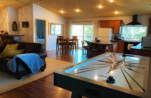 Shelton Apartment | Hammersley Inlet- Oyster beach apt, Relaxing Views