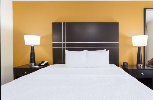 Willock Hotel | Hampton Inn Pittsburgh/West Mifflin