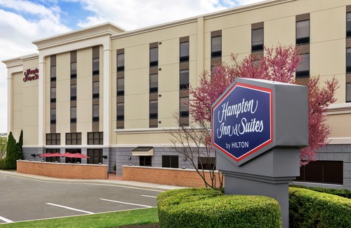 Frederick Hotel | Hampton Inn & Suites Frederick/Fort Detrick