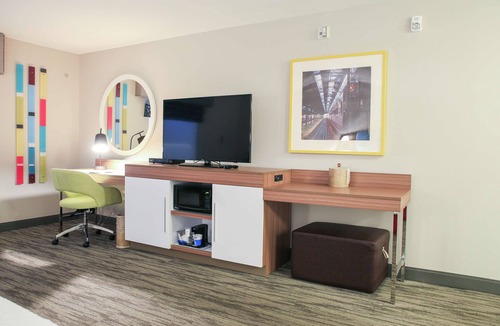 Mount Laurel Hotel | Hampton Inn & Suites Mount Laurel/Moorestown