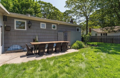East Quogue House | Hamptons retreat with pool and spa only 10 min from beach