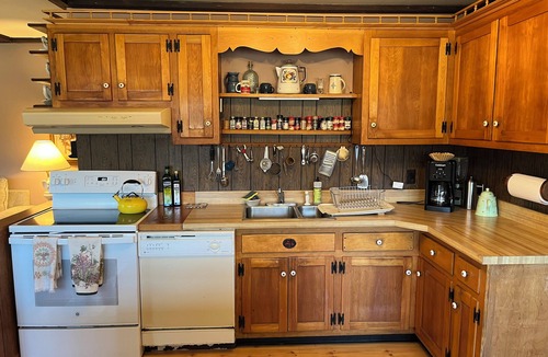 Johnsburg House | Hannah's Birch Farm 10 Min. to Gore Ski Mt. Cozy, Spacious, Farmhouse with Views