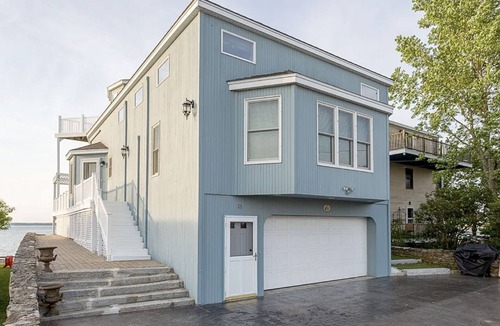 Seabrook House | Harbor House in Seabrook, NH featured on HGTV's Beach Hunters!