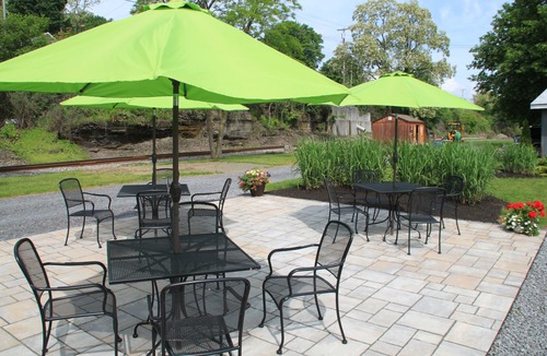 Watkins Glen House | Harbor View Vacation Rental - Walking To Watkins Glen Attractions