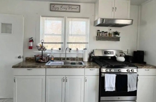 Glasco Apartment | Haven Near The Hudson