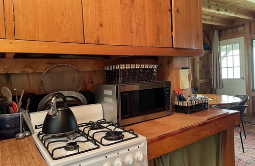 Cooperstown - Otsego Lake Cottage | Hawk Nest - Lakefront - Beach - Sunsets - Fire Ring!