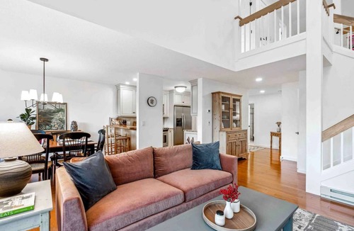 Quechee Condo | Heart of Quechee, Community Pool - Deere Run 2D