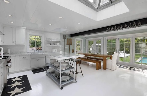 Sag Harbor House | Heated pool/5 min walk to Beach/Beautiful Sag Harbor Village/Restaurant/Museum