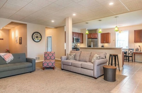 Buffalo Apartment | Hidden Emerald open floor plan/Remodeled Apartment