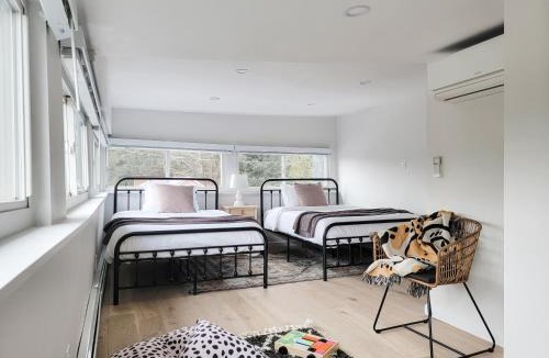 Lake George House | Hideaway Lodge - Glen Lake, Lake George