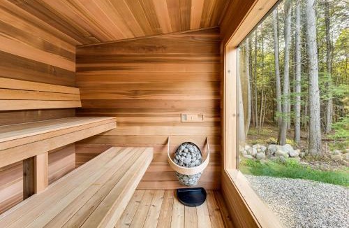 Danbury House | Hike, Ski and Explore Serene Danbury Cabin with Sauna