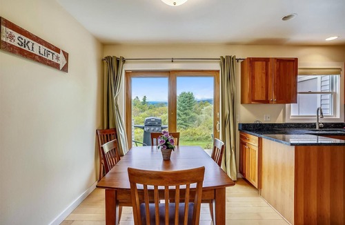 Stowe Condo | Hillcrest #1: 2 br w/community summer pool!