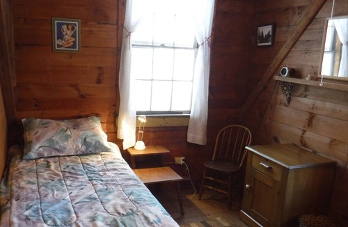 Littleton House | Hilltop Cottage on Partridge Lake. A family-friendly community in Littleton, NH.