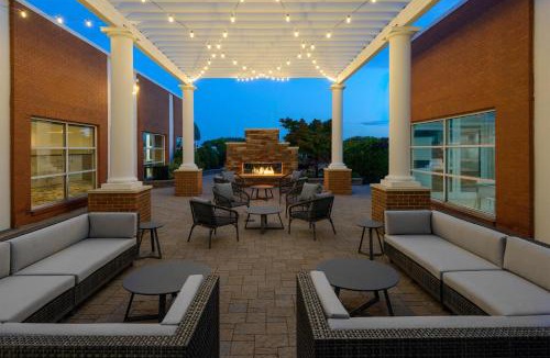Cheektowaga Hotel | Hilton Garden Inn Buffalo Airport