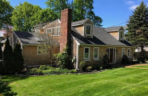 Hingham House | Hingham Harbor Retreat ~ Sunsets ~ Family Gatherings ~ Trails at World’s End