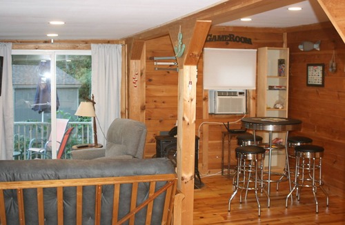 Argyle Cottage | Historic Cottage- near Saratoga- on Summit Lake
