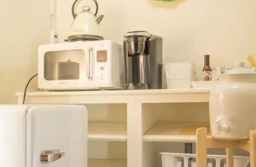 Downtown Portland Apartment | Historic Home in the West End. Private Parking.