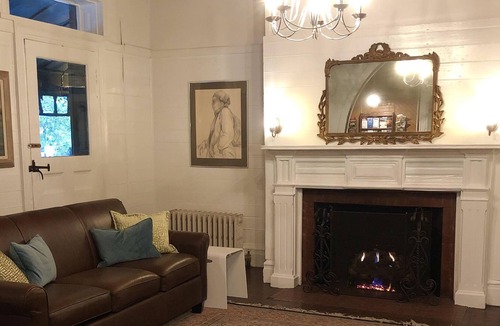Lansing Bed & Breakfast | Historic Inn near Ithaca on the Cayuga Wine Trail, Room 9
