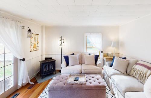 Waitsfield House | Historic Valley View