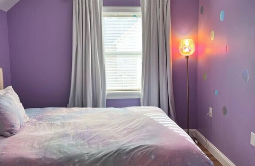 Fair Haven House | Historic Victorian Estate 4 Bed 2 Bath Fast Wifi