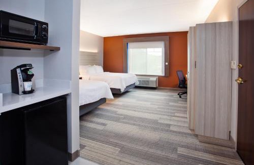 Webster Hotel | Holiday Inn Express Hotel & Suites Rochester Webster by IHG