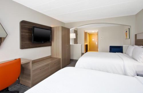 Dover Hotel | Holiday Inn Express Hotel & Suites Dover by IHG