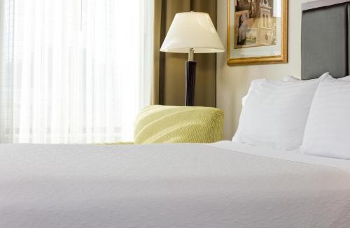 Manchester Hotel | Holiday Inn Manchester Airport by IHG