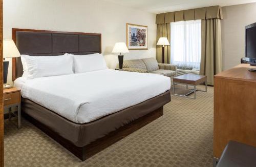 Manchester Hotel | Holiday Inn Manchester Airport by IHG