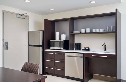 Richmond Hotel | Home2 Suites By Hilton Richmond Glenside