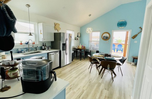 Surfside Beach House | Homelike beach house