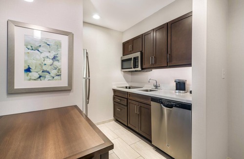 Schenectady Hotel | Homewood Suites By Hilton Schenectady