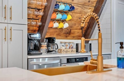 Pittsfield Cabin | Hot tub, fireplace, Game Room, 20 min drive to Killington