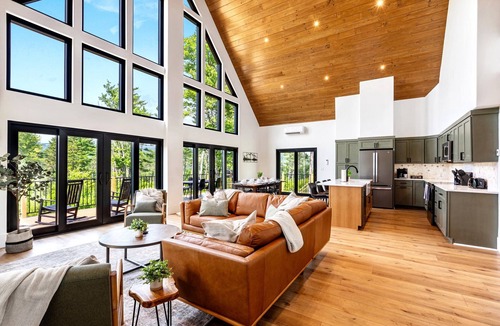 Sunday River Area Cabin | Hot Tub, GameRoom, Fire Pit, close-by Sunday River, Mountain views, Dog friendly