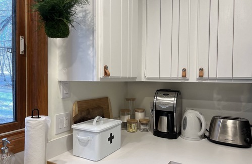 Wilmington Ski Chalet | HotTub&GameRm&Traeger Smoker-Across from Golf, 5 min to Lake, 15 min 2 Mt Snow