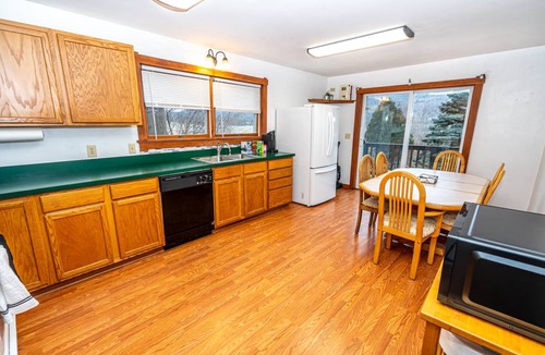 North Lake George House | House ∙ 2 bedrooms ∙ 8 guests