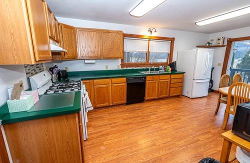 North Lake George House | House ∙ 2 bedrooms ∙ 8 guests