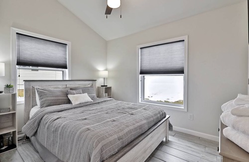 East Haven  Rutland County House | House ∙ 2 bedrooms ∙ 6 guests