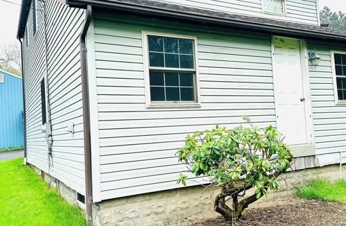 St. Marys House | House 20 Minutes from Elk Viewing and 5 Minutes from Local Restaurants!