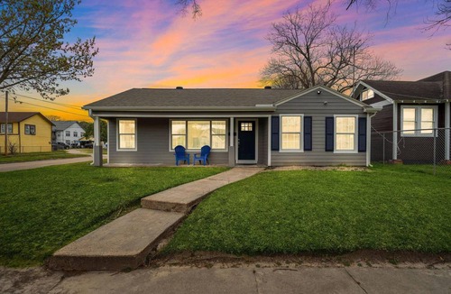 Baytown House | House ∙ 3 bedrooms ∙ 7 guests