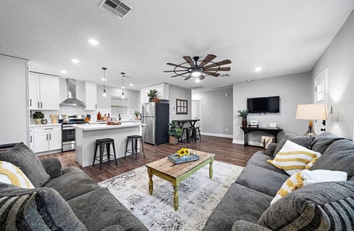 Pasadena House | House ∙ 3 bedrooms ∙ 10 guests