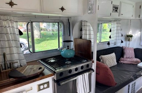 Darnestown House | House ∙ 3 bedrooms ∙ 6 guests