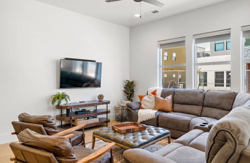 Bloomington House | House ∙ 4 bedrooms ∙ 12 guests