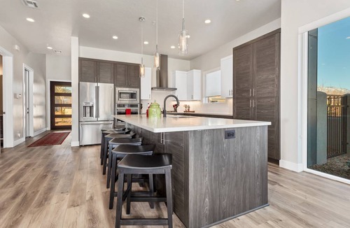 Washington House | House ∙ 8 bedrooms ∙ 28 guests
