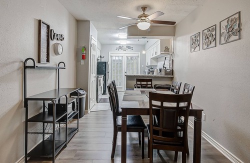 Willow Meadows/Willowbend Area Apartment | Houston's Secret Accommodation