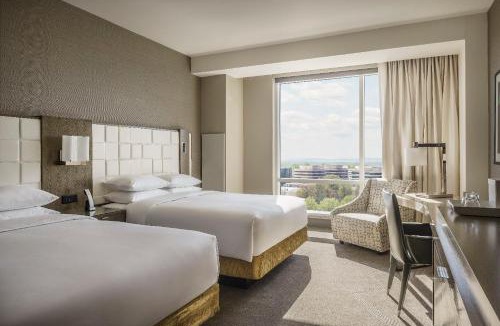 McLean Hotel | Hyatt Regency Tysons Corner Center