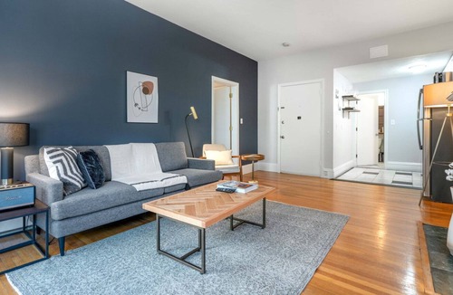 Back Bay West Apartment | Ideal Back Bay 1BR w/ City View, A/C, near Charles River, by Blueground