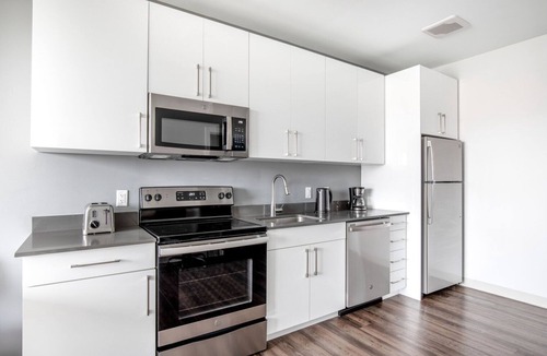 St. Elizabeth's Apartment | Ideal Brighton 1BR w/W/D, Pool & Gym, nr Green Line, by Blueground