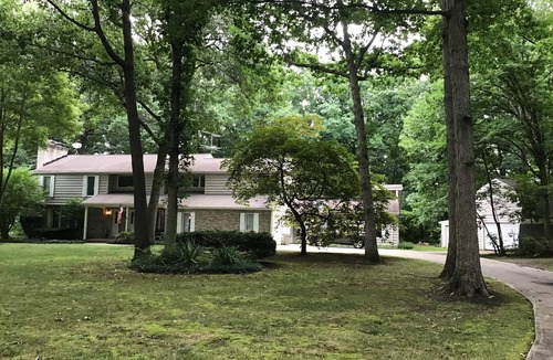 Vermilion House | INDOOR POOL, game room, 6 BRs, 4.5 bath, sleeps 14, wheelchair access, pets ok!