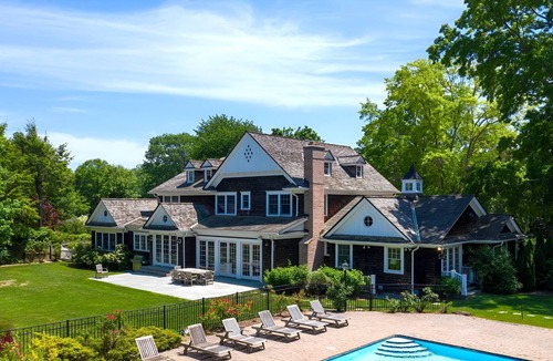 Glen Head House | Insta-Worthy📸 Hamptons Style Close to NYC 🗽