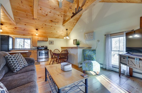 Chittenden Apartment | Inviting Chittenden Apartment Near Pico Mountain!